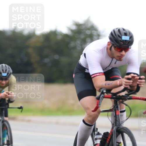 04.08.2024 - OstseeMan Fuchs,  Jonas http://msf.ph/oto/6749178 04.08.2024 11:56:26 Radfahren 93, 155, 233, 250, 266, 408, 419, 440, 453, 481, 587, 727, 761, 777 meine-sportfotos.de