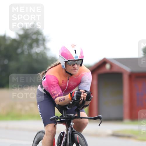 04.08.2024 - OstseeMan Fuchs,  Jonas http://msf.ph/oto/6749207 04.08.2024 11:56:29 Radfahren 93, 155, 233, 250, 408, 419, 440, 453, 457, 481, 564, 587, 727, 761, 777 meine-sportfotos.de