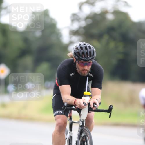 04.08.2024 - OstseeMan Fuchs,  Jonas http://msf.ph/oto/6749456 04.08.2024 11:57:30 Radfahren 100, 122, 307, 349, 395, 405, 469 meine-sportfotos.de