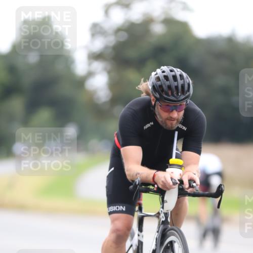 04.08.2024 - OstseeMan Fuchs,  Jonas http://msf.ph/oto/6749461 04.08.2024 11:57:31 Radfahren 100, 122, 307, 349, 395, 405, 469 meine-sportfotos.de