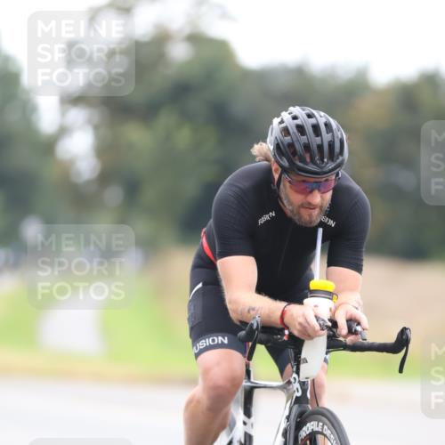 04.08.2024 - OstseeMan Fuchs,  Jonas http://msf.ph/oto/6749466 04.08.2024 11:57:31 Radfahren 100, 122, 307, 349, 395, 405, 469 meine-sportfotos.de