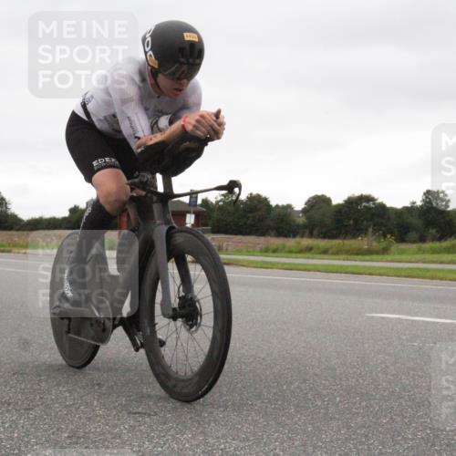 04.08.2024 - OstseeMan Fuchs,  Jonas http://msf.ph/oto/6750241 04.08.2024 11:54:16 Radfahren 53, 146, 255, 320, 431, 445, 512, 1133 meine-sportfotos.de