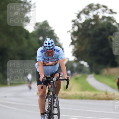 04.08.2024 - OstseeMan Fuchs,  Jonas http://msf.ph/oto/6750248 04.08.2024 12:34:35 Radfahren 39, 382, 465, 529, 622, 726, 834, 950 meine-sportfotos.de