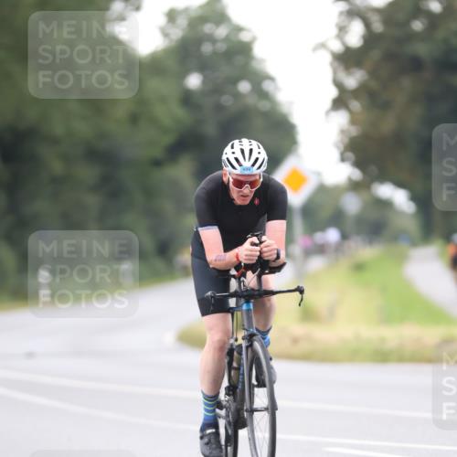 04.08.2024 - OstseeMan Fuchs,  Jonas http://msf.ph/oto/6750266 04.08.2024 12:34:39 Radfahren 39, 382, 465, 529, 622, 792, 834, 950 meine-sportfotos.de