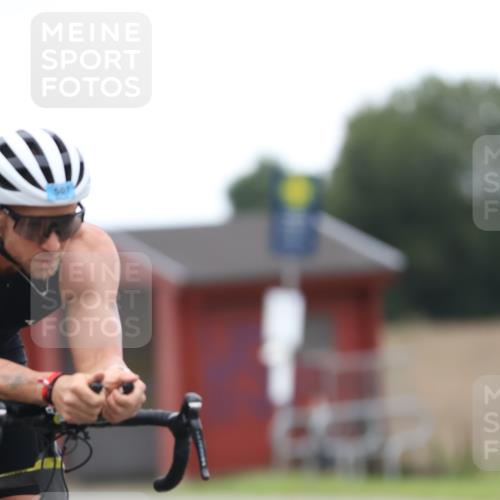 04.08.2024 - OstseeMan Fuchs,  Jonas http://msf.ph/oto/6750501 04.08.2024 12:00:49 Radfahren 102, 117, 168, 447, 463, 507, 527, 543, 555, 783 meine-sportfotos.de