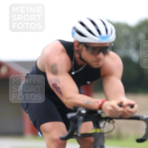 04.08.2024 - OstseeMan Fuchs,  Jonas http://msf.ph/oto/6750507 04.08.2024 12:00:49 Radfahren 102, 117, 168, 447, 463, 507, 527, 543, 555, 783 meine-sportfotos.de