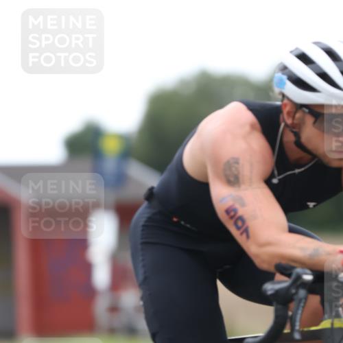 04.08.2024 - OstseeMan Fuchs,  Jonas http://msf.ph/oto/6750510 04.08.2024 12:00:49 Radfahren 102, 117, 168, 447, 463, 507, 527, 543, 555, 783 meine-sportfotos.de