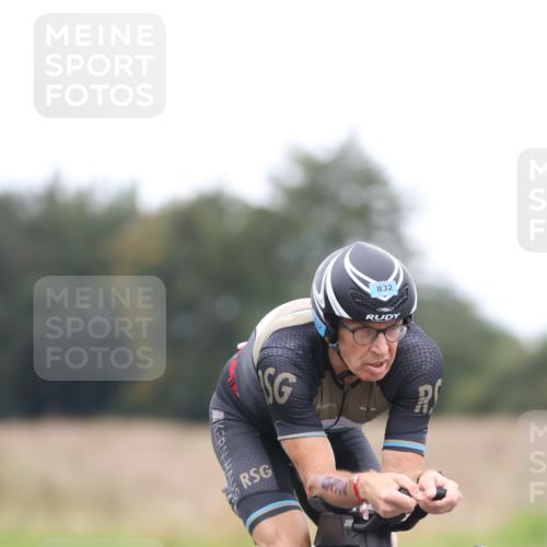 04.08.2024 - OstseeMan Fuchs,  Jonas http://msf.ph/oto/6750650 04.08.2024 12:01:05 Radfahren 102, 240, 273, 369, 448, 527, 543, 720, 741, 768, 783, 832, 1122, 1128 meine-sportfotos.de