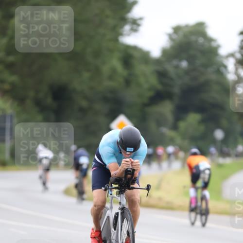 04.08.2024 - OstseeMan Fuchs,  Jonas http://msf.ph/oto/6753148 04.08.2024 12:09:19 Radfahren 242, 548, 579, 727, 761, 767, 777 meine-sportfotos.de