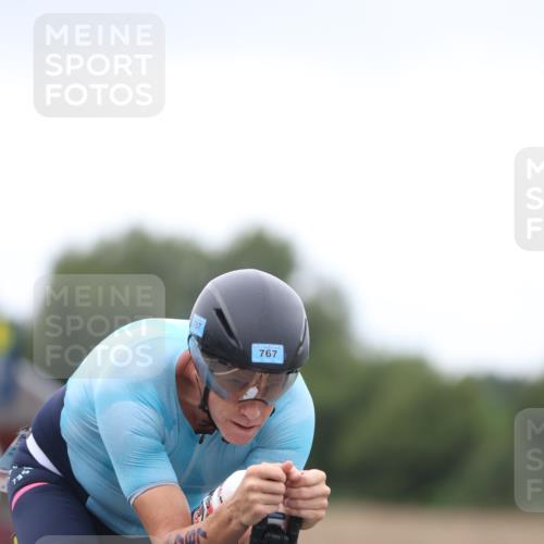04.08.2024 - OstseeMan Fuchs,  Jonas http://msf.ph/oto/6753221 04.08.2024 12:09:20 Radfahren 242, 472, 548, 579, 727, 761, 767, 777 meine-sportfotos.de