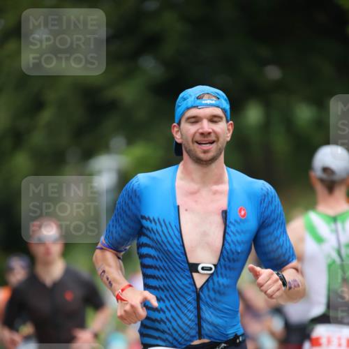 04.08.2024 - OstseeMan H.Heesch http://msf.ph/oto/6754644 04.08.2024 13:24:04 Laufen 20, 258, 284, 308, 394, 414, 416, 453, 473, 543, 625, 679, 727, 839, 906, 935, 1147 meine-sportfotos.de