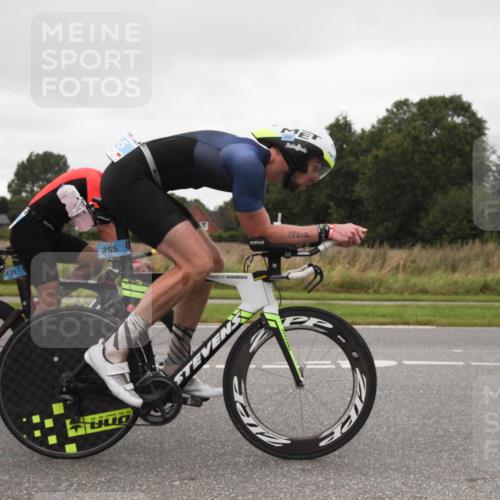 04.08.2024 - OstseeMan Fuchs,  Jonas http://msf.ph/oto/6756261 04.08.2024 11:54:18 Radfahren 53, 146, 255, 320, 431, 445, 512, 1133 meine-sportfotos.de