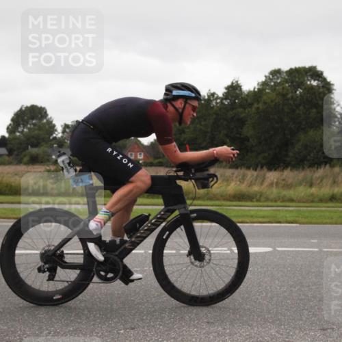 04.08.2024 - OstseeMan Fuchs,  Jonas http://msf.ph/oto/6756295 04.08.2024 11:56:33 Radfahren 93, 155, 250, 408, 440, 453, 457, 481, 564, 587, 727, 761 meine-sportfotos.de