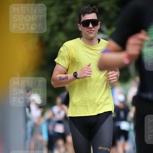 04.08.2024 - OstseeMan H.Heesch http://msf.ph/oto/6758164 04.08.2024 13:32:50 Laufen 5, 134, 165, 308, 310, 342, 393, 396, 426, 442, 468, 470, 527, 541, 565, 713, 723, 913, 1176, 1263 meine-sportfotos.de