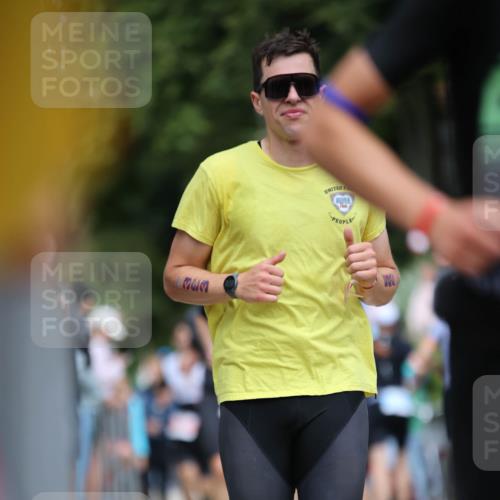 04.08.2024 - OstseeMan H.Heesch http://msf.ph/oto/6758166 04.08.2024 13:32:50 Laufen 5, 134, 165, 308, 310, 342, 393, 396, 426, 442, 468, 470, 527, 541, 565, 713, 723, 913, 1176, 1263 meine-sportfotos.de