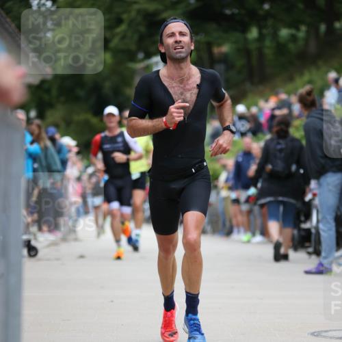 04.08.2024 - OstseeMan H.Heesch http://msf.ph/oto/6758722 04.08.2024 13:36:45 Laufen 111, 322, 347, 355, 405, 417, 463, 732, 804, 1199, 1276 meine-sportfotos.de
