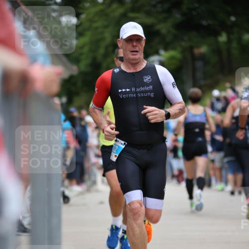 04.08.2024 - OstseeMan H.Heesch http://msf.ph/oto/6758734 04.08.2024 13:36:48 Laufen 322, 355, 405, 417, 463, 579, 726, 732, 804, 1199, 1276 meine-sportfotos.de