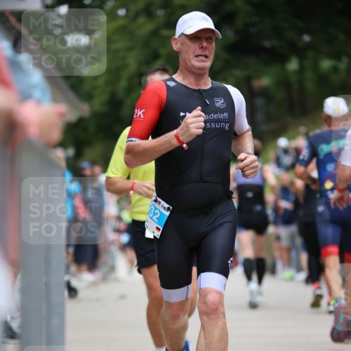 04.08.2024 - OstseeMan H.Heesch http://msf.ph/oto/6758742 04.08.2024 13:36:49 Laufen 322, 355, 405, 417, 463, 579, 726, 732, 804, 1199, 1276 meine-sportfotos.de