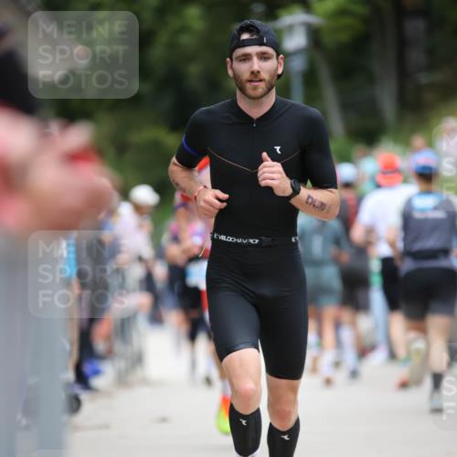 04.08.2024 - OstseeMan H.Heesch http://msf.ph/oto/6759718 04.08.2024 13:42:34 Laufen 230, 240, 320, 358, 378, 483, 623, 665, 689, 745, 763, 820, 939, 1183, 1263, 1290 meine-sportfotos.de