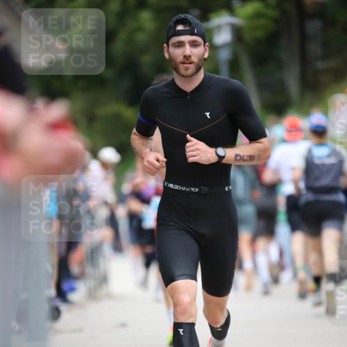 04.08.2024 - OstseeMan H.Heesch http://msf.ph/oto/6759722 04.08.2024 13:42:34 Laufen 230, 240, 320, 358, 378, 483, 623, 665, 689, 745, 763, 820, 939, 1183, 1263, 1290 meine-sportfotos.de