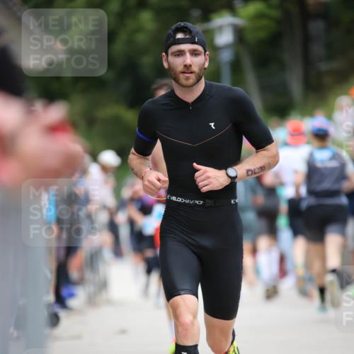 04.08.2024 - OstseeMan H.Heesch http://msf.ph/oto/6759724 04.08.2024 13:42:34 Laufen 230, 240, 320, 358, 378, 483, 623, 665, 689, 745, 763, 820, 939, 1183, 1263, 1290 meine-sportfotos.de
