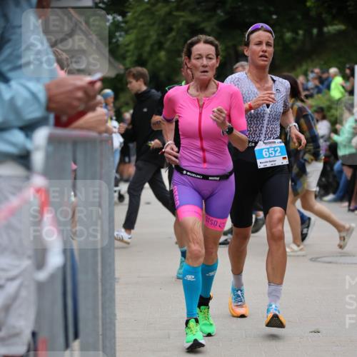04.08.2024 - OstseeMan H.Heesch http://msf.ph/oto/6760410 04.08.2024 13:46:40 Laufen 242, 357, 464, 566, 596, 606, 641, 644, 652, 663, 786, 813, 834, 1147, 1209 meine-sportfotos.de