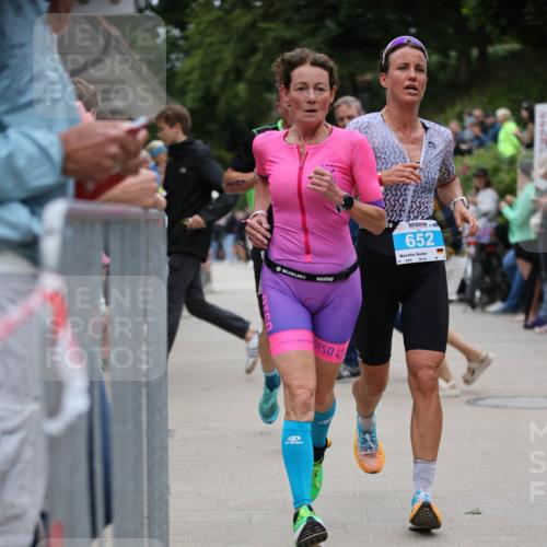 04.08.2024 - OstseeMan H.Heesch http://msf.ph/oto/6760412 04.08.2024 13:46:40 Laufen 242, 357, 464, 566, 596, 606, 641, 644, 652, 663, 786, 813, 834, 1147, 1209 meine-sportfotos.de