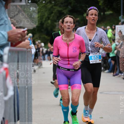 04.08.2024 - OstseeMan H.Heesch http://msf.ph/oto/6760416 04.08.2024 13:46:40 Laufen 242, 357, 464, 566, 596, 606, 641, 644, 652, 663, 786, 813, 834, 1147, 1209 meine-sportfotos.de