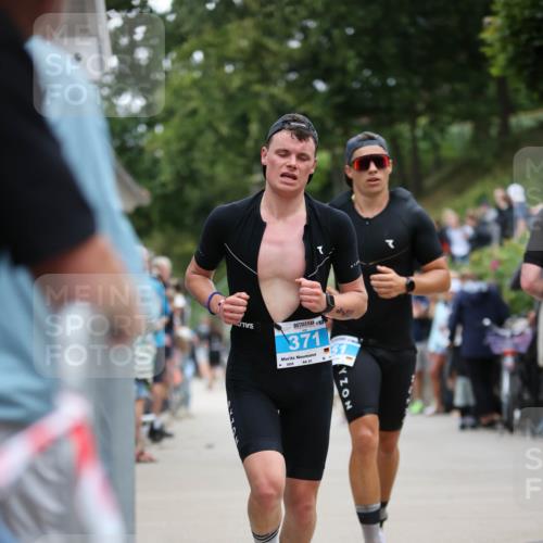 04.08.2024 - OstseeMan H.Heesch http://msf.ph/oto/6761667 04.08.2024 14:05:30 Laufen 28, 85, 135, 254, 332, 351, 371, 398, 450, 469, 499, 504, 660, 661, 979, 1284 meine-sportfotos.de