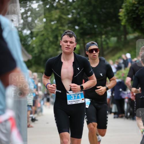 04.08.2024 - OstseeMan H.Heesch http://msf.ph/oto/6761672 04.08.2024 14:05:30 Laufen 28, 85, 135, 254, 332, 351, 371, 398, 450, 469, 499, 504, 660, 661, 979, 1284 meine-sportfotos.de