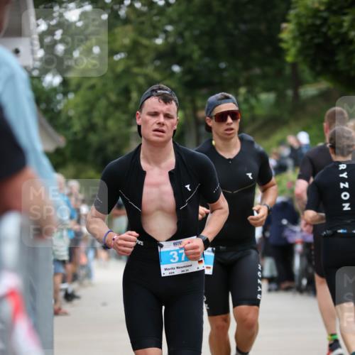 04.08.2024 - OstseeMan H.Heesch http://msf.ph/oto/6761675 04.08.2024 14:05:30 Laufen 28, 85, 135, 254, 332, 351, 371, 398, 450, 469, 499, 504, 660, 661, 979, 1284 meine-sportfotos.de