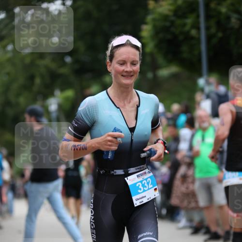 04.08.2024 - OstseeMan H.Heesch http://msf.ph/oto/6761706 04.08.2024 14:05:34 Laufen 28, 135, 254, 332, 351, 371, 398, 450, 469, 499, 504, 661, 979, 1284 meine-sportfotos.de