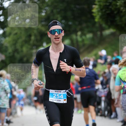 04.08.2024 - OstseeMan H.Heesch http://msf.ph/oto/6761737 04.08.2024 14:05:42 Laufen 254, 267, 450, 469, 499, 504, 665, 832 meine-sportfotos.de