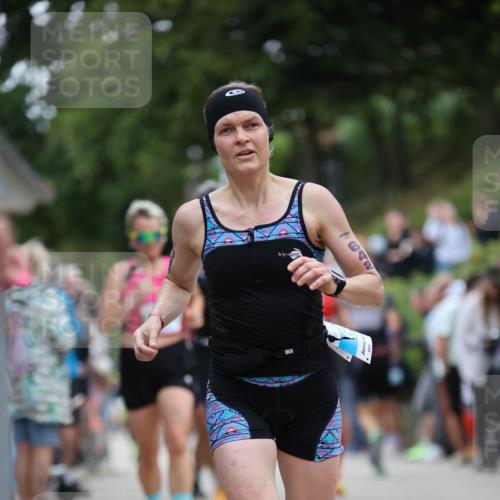 04.08.2024 - OstseeMan H.Heesch http://msf.ph/oto/6761812 04.08.2024 14:06:07 Laufen 151, 240, 298, 438, 463, 552, 556, 576, 577, 642, 657, 802, 1139, 1158, 1176, 1196 meine-sportfotos.de