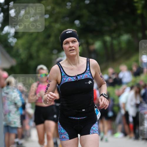 04.08.2024 - OstseeMan H.Heesch http://msf.ph/oto/6761818 04.08.2024 14:06:07 Laufen 151, 240, 298, 438, 463, 552, 556, 576, 577, 642, 657, 802, 1139, 1158, 1176, 1196 meine-sportfotos.de