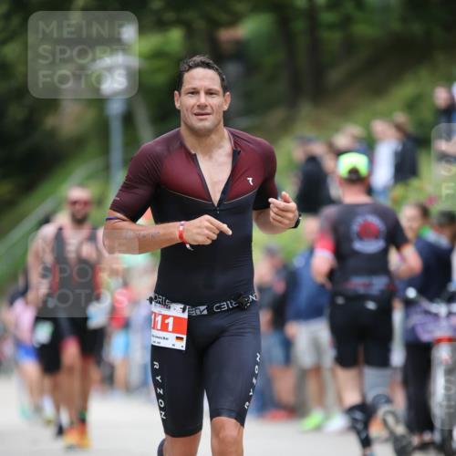 04.08.2024 - OstseeMan H.Heesch http://msf.ph/oto/6762755 04.08.2024 14:08:25 Laufen 66, 73, 111, 305, 320, 373, 496, 569, 575, 645, 785, 828, 872, 904, 935, 1228, 1249, 1286, 1289 meine-sportfotos.de