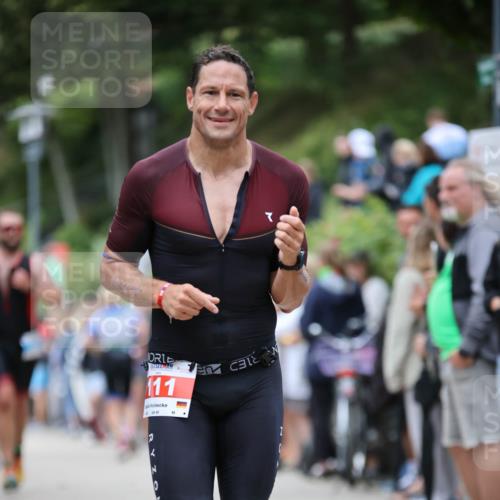 04.08.2024 - OstseeMan H.Heesch http://msf.ph/oto/6762784 04.08.2024 14:08:26 Laufen 66, 73, 111, 305, 320, 373, 496, 569, 575, 645, 785, 828, 872, 904, 935, 1228, 1249, 1254, 1278, 1286, 1289 meine-sportfotos.de