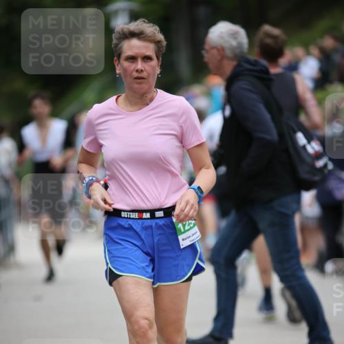 04.08.2024 - OstseeMan H.Heesch http://msf.ph/oto/6762907 04.08.2024 14:08:36 Laufen 66, 134, 305, 320, 467, 496, 575, 701, 785, 872, 904, 935, 949, 1145, 1208, 1228, 1254, 1278, 1289 meine-sportfotos.de