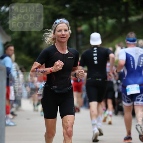 04.08.2024 - OstseeMan H.Heesch http://msf.ph/oto/6763849 04.08.2024 14:11:19 Laufen 1, 54, 100, 101, 153, 194, 505, 542, 595, 644, 721, 735, 834, 879, 932, 952, 1138, 1183, 1187, 1261 meine-sportfotos.de