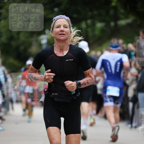 04.08.2024 - OstseeMan H.Heesch http://msf.ph/oto/6763862 04.08.2024 14:11:20 Laufen 1, 54, 100, 101, 153, 194, 505, 542, 595, 644, 721, 735, 834, 879, 932, 952, 1138, 1183, 1187, 1261 meine-sportfotos.de