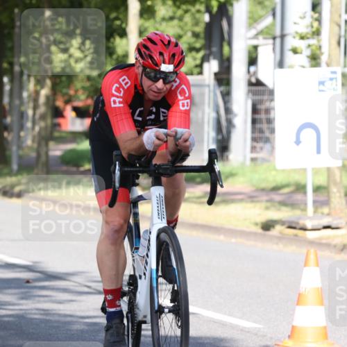 11.08.2024 - GEWOBA Citytriathlon Bremen H.Heesch http://msf.ph/oto/6767718 11.08.2024 10:19:05 Radfahren 1, 82, 85, 96 meine-sportfotos.de
