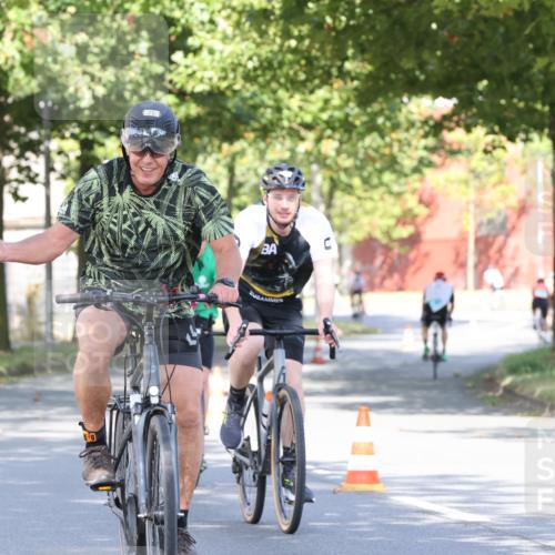 11.08.2024 - GEWOBA Citytriathlon Bremen H.Heesch http://msf.ph/oto/6767847 11.08.2024 10:21:15 Radfahren 9, 30, 31, 58, 71, 75, 99 meine-sportfotos.de