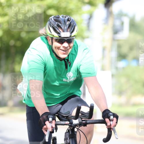 11.08.2024 - GEWOBA Citytriathlon Bremen H.Heesch http://msf.ph/oto/6767879 11.08.2024 10:38:53 Radfahren 31, 45, 91 meine-sportfotos.de
