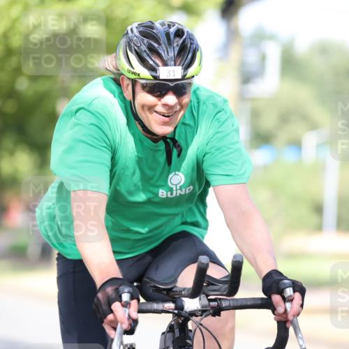 11.08.2024 - GEWOBA Citytriathlon Bremen H.Heesch http://msf.ph/oto/6767880 11.08.2024 10:38:53 Radfahren 31, 45, 91 meine-sportfotos.de