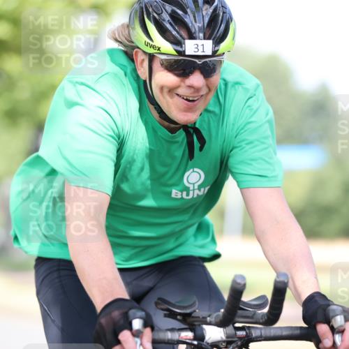 11.08.2024 - GEWOBA Citytriathlon Bremen H.Heesch http://msf.ph/oto/6767884 11.08.2024 10:38:53 Radfahren 31, 45, 91 meine-sportfotos.de