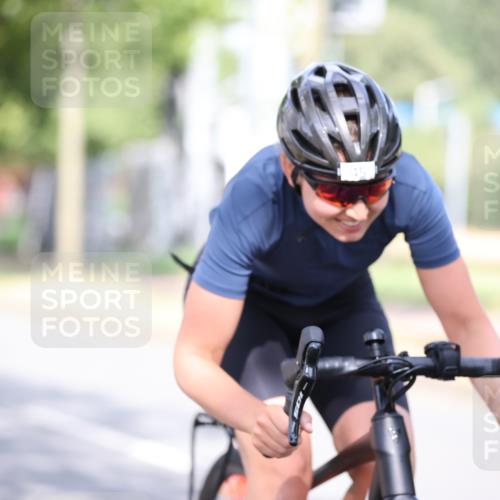 11.08.2024 - GEWOBA Citytriathlon Bremen H.Heesch http://msf.ph/oto/6767898 11.08.2024 10:38:58 Radfahren 20, 31, 45, 91 meine-sportfotos.de