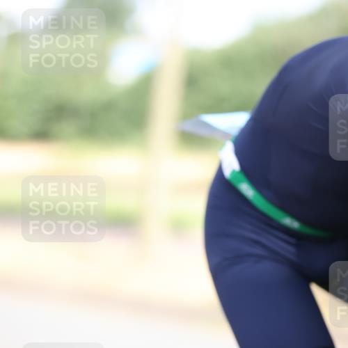 11.08.2024 - GEWOBA Citytriathlon Bremen H.Heesch http://msf.ph/oto/6767927 11.08.2024 10:39:01 Radfahren 20, 31, 45, 91 meine-sportfotos.de