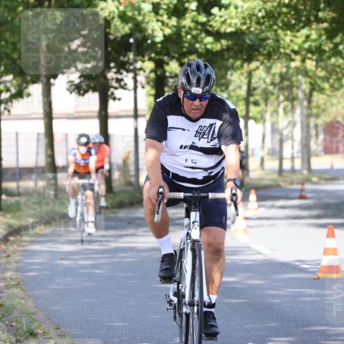 11.08.2024 - GEWOBA Citytriathlon Bremen H.Heesch http://msf.ph/oto/6768064 11.08.2024 10:21:53 Radfahren 29, 42, 64, 69, 77, 98, 106, 109, 110 meine-sportfotos.de