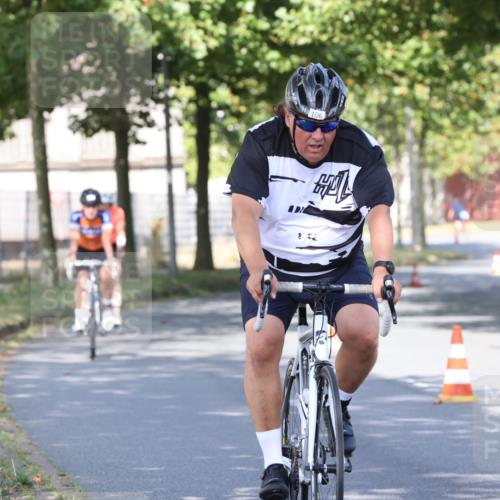 11.08.2024 - GEWOBA Citytriathlon Bremen H.Heesch http://msf.ph/oto/6768065 11.08.2024 10:21:53 Radfahren 29, 42, 64, 69, 77, 98, 106, 109, 110 meine-sportfotos.de