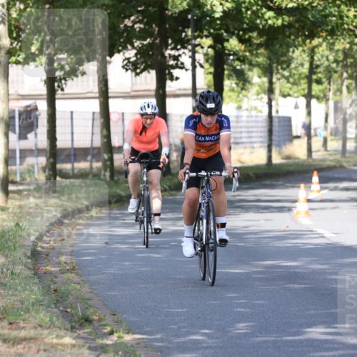 11.08.2024 - GEWOBA Citytriathlon Bremen H.Heesch http://msf.ph/oto/6768072 11.08.2024 10:21:54 Radfahren 29, 42, 64, 69, 77, 98, 106, 109, 110 meine-sportfotos.de